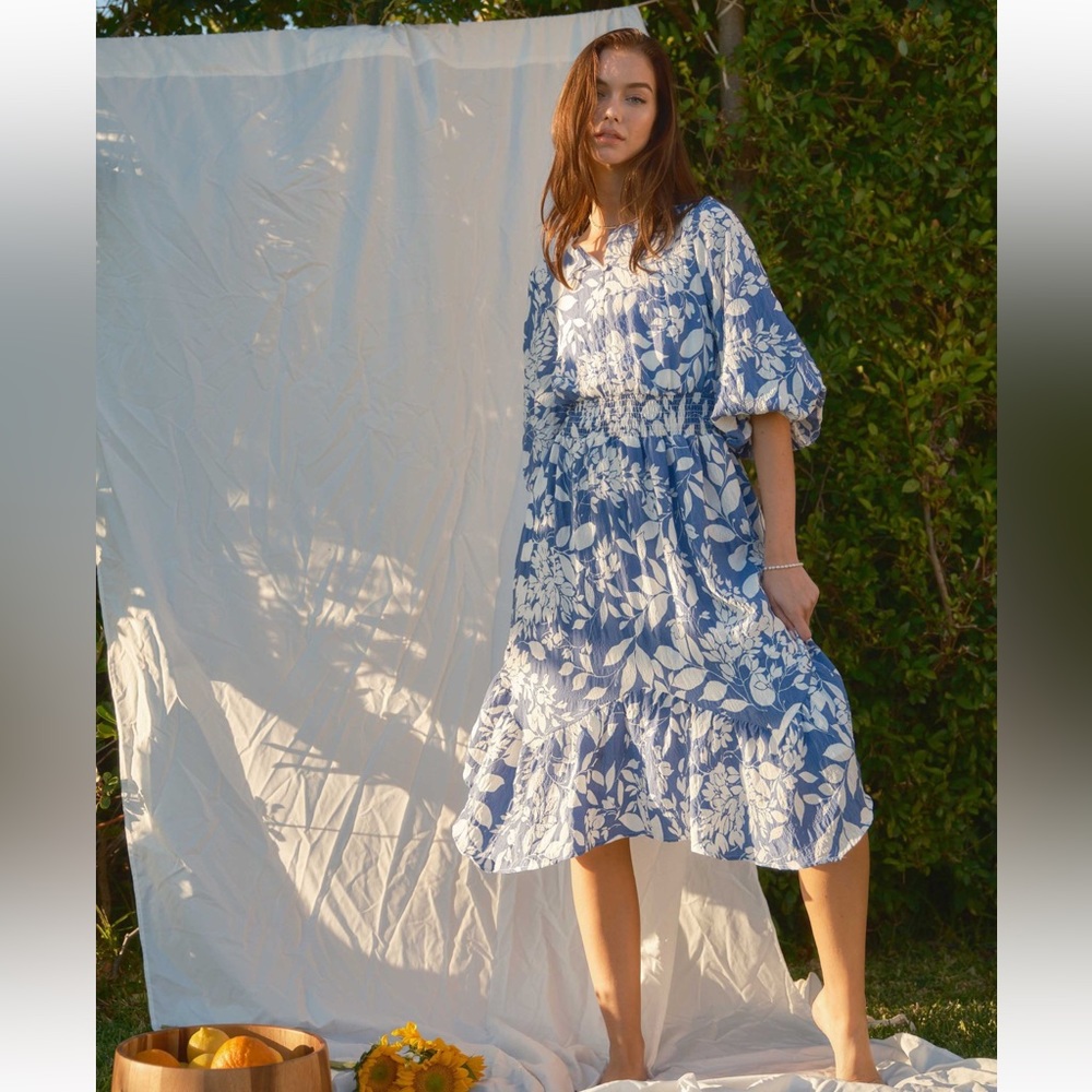 Beautiful Textured Floral Print Puff Sleeve Dress